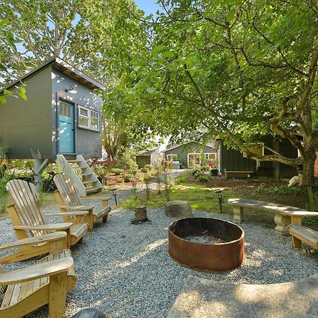 The Bayside Cottage Норт-Сааніч Екстер'єр фото